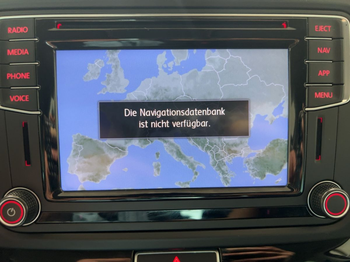 Sharan 2.0 TDI DSG Highline 4M Kamera Xenon ACC Navi Climatr. DAB+Sitzhzg