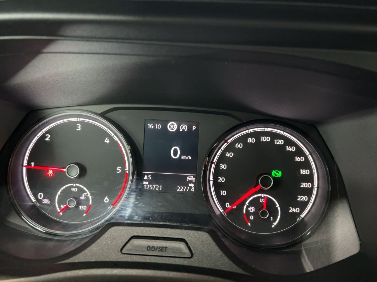 T6.1 Kombi 2.0 TDI DSG 7-Sitze ACC Navi LED Parkp. Lane Ass. Bluet. Klima Sitzh.