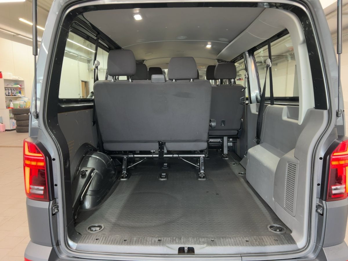 Transporter Kombi 2.0 TDI 4M LR 8-Sitze ACC LED Navi Kamera Lane-Ass Side-Ass Klima