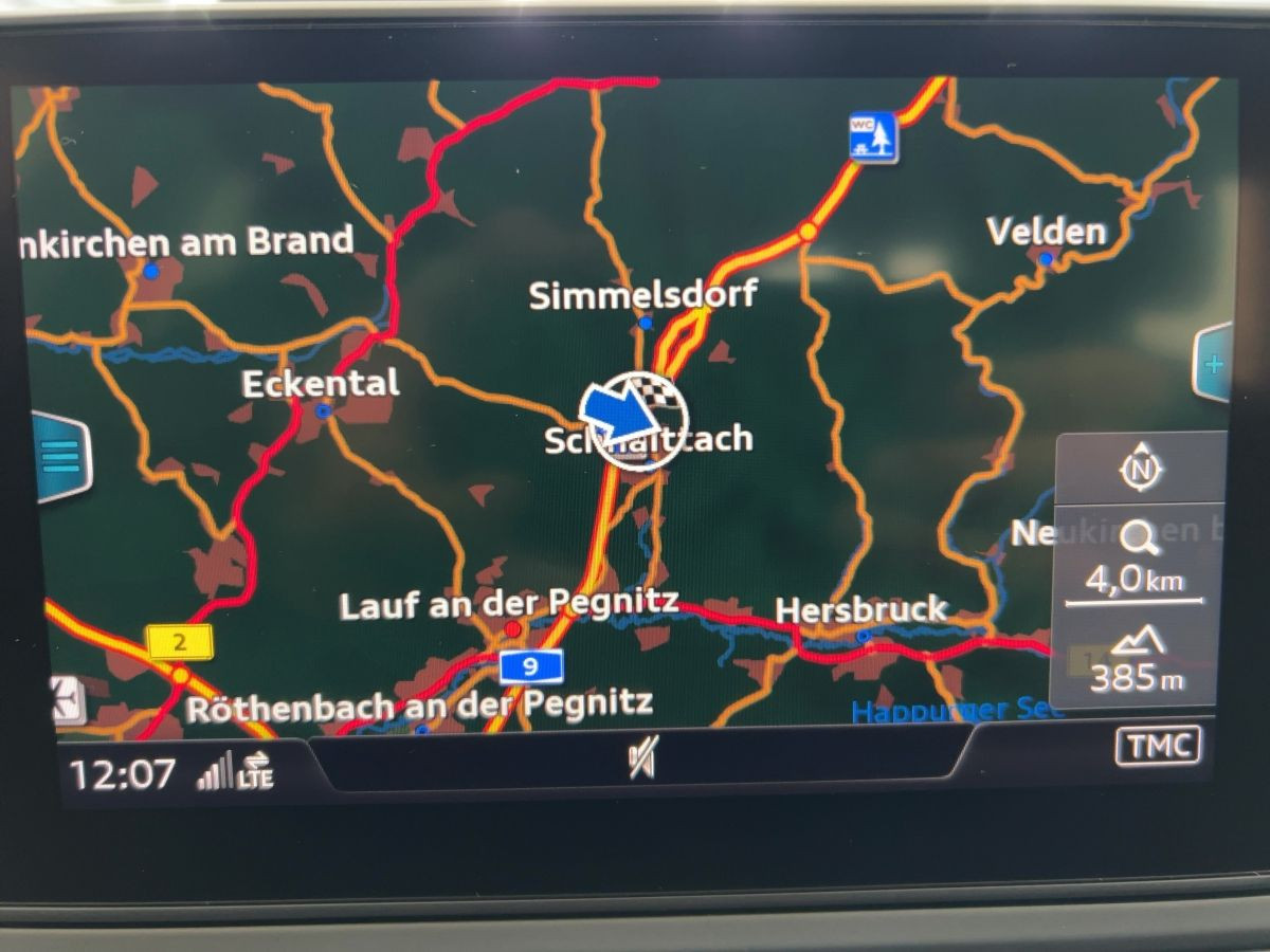 A4 Lim. 2.0 TDI S-Tronic Xenon Navi Leder Parkpilot Sitzhzg Bluet.